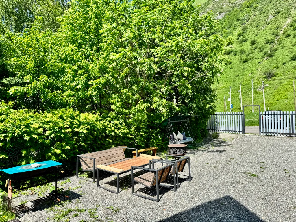 А-фрейм с видом на гору