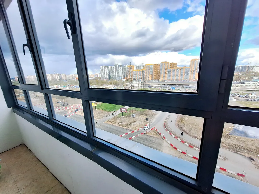 Студия в первом доме от метро