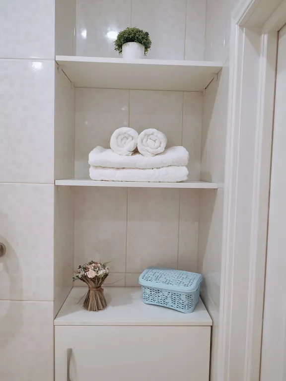 Квартира с 2 отдельными спальнями и кухней-гостинной недалеко от моря