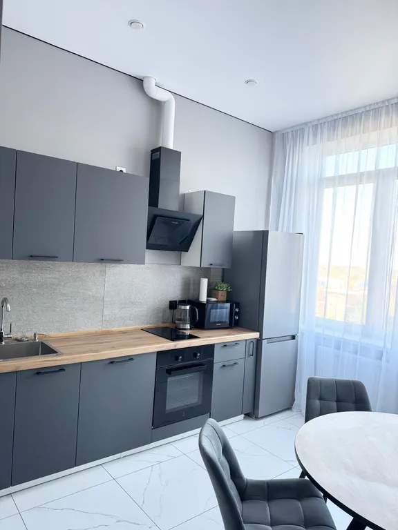 Квартира Чистая уютная квартира вблизи трассы М-4 Дон в ЖК Белые Росы — Динская