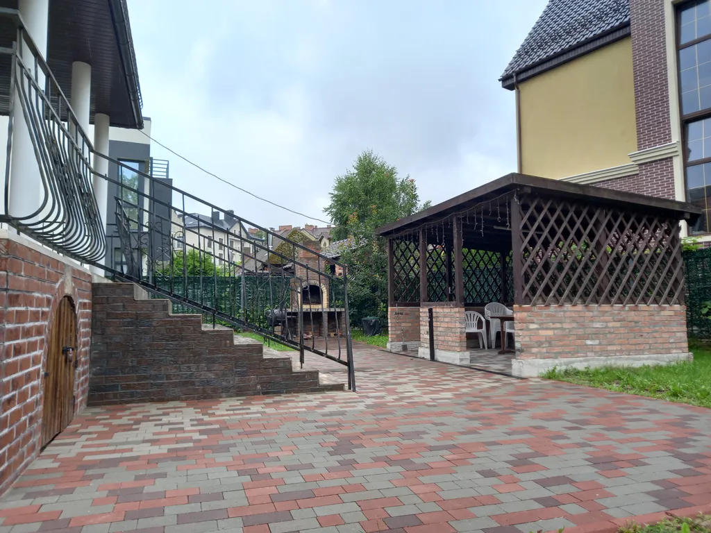 Шикарный дом для большой компании