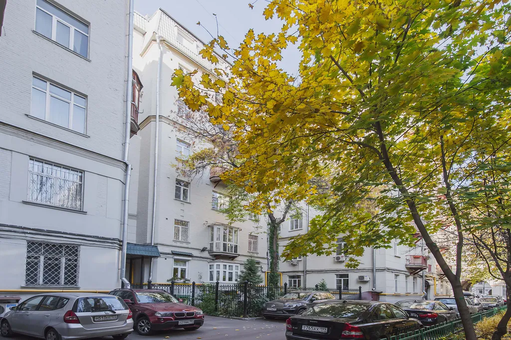 Квартира Дизайнерская 4-комнатная квартира в центре — Москва