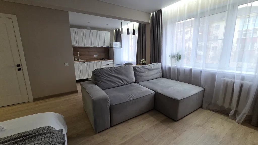 Новая стильная квартира-сттудия в центре, рядом с вокзалом