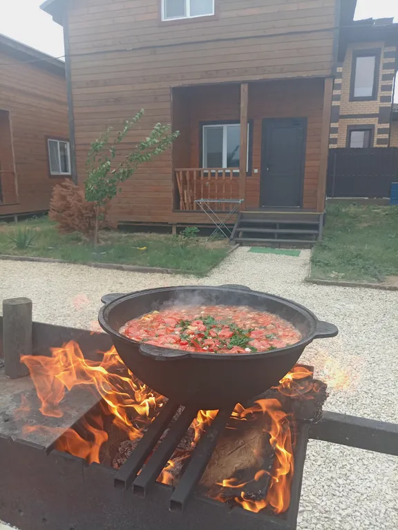 Коттедж Домик у художника — Кучугуры