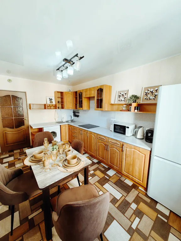 Просторная квартира у ЖД Вокзала, трёхкомнатная