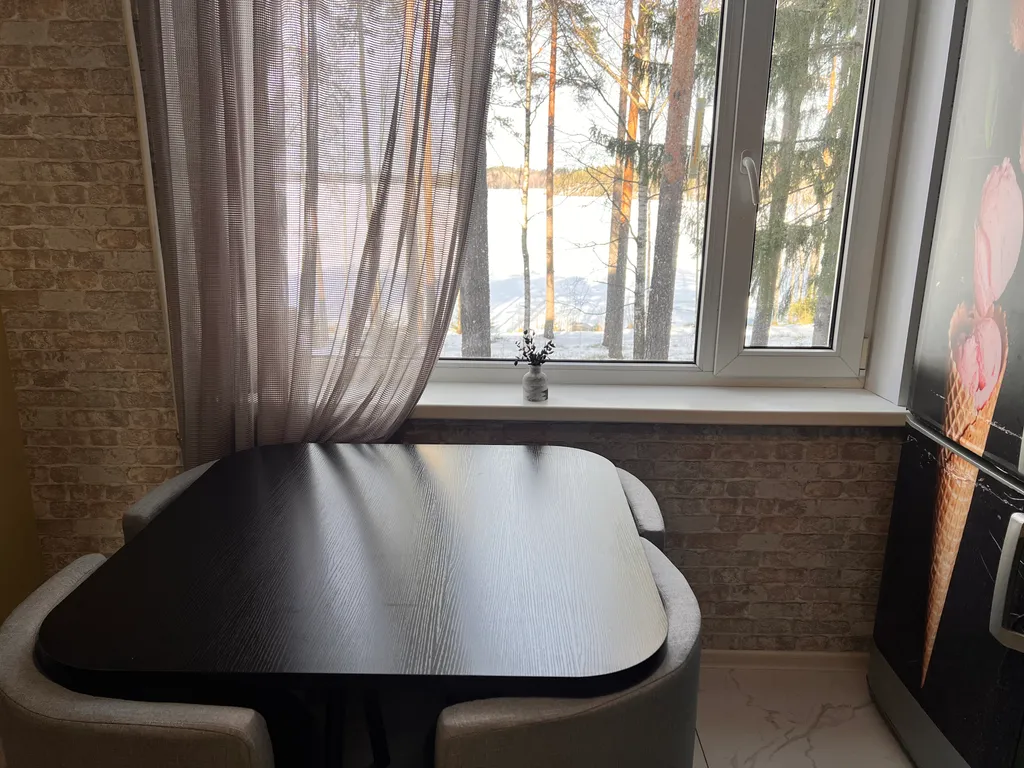 Уютная квартира с потрясающим видом на озеро