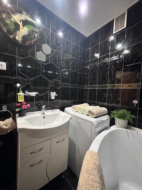 Двухкомнатная квартира в спальном районе