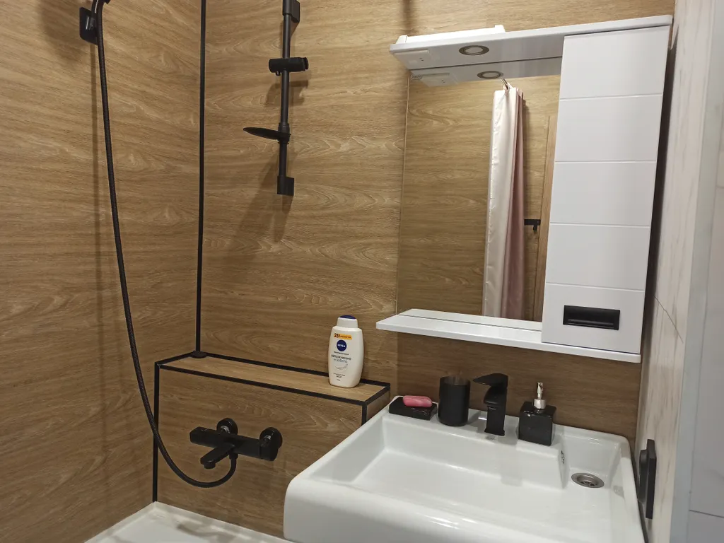 Уютная квартира со свежим ремонтом в спальном районе недалеко от центра