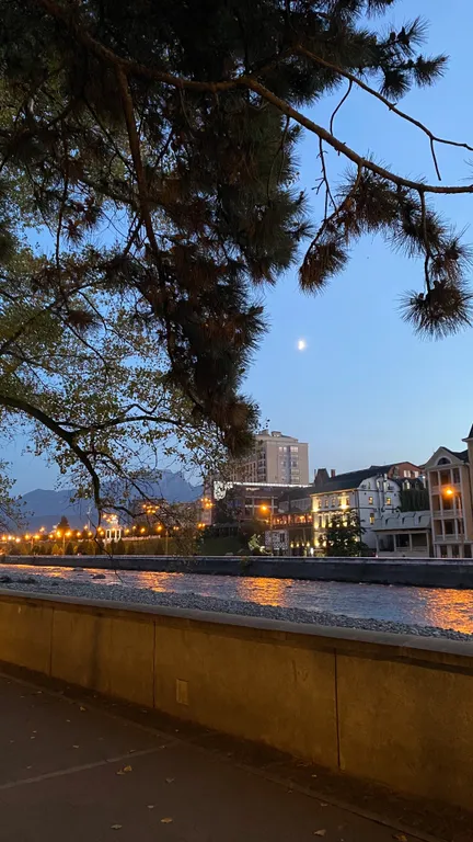 Квартира на Набережной Терека, у Мариинского театра