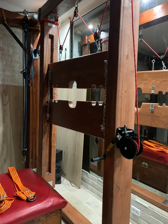 Игровая студия для взрослых)