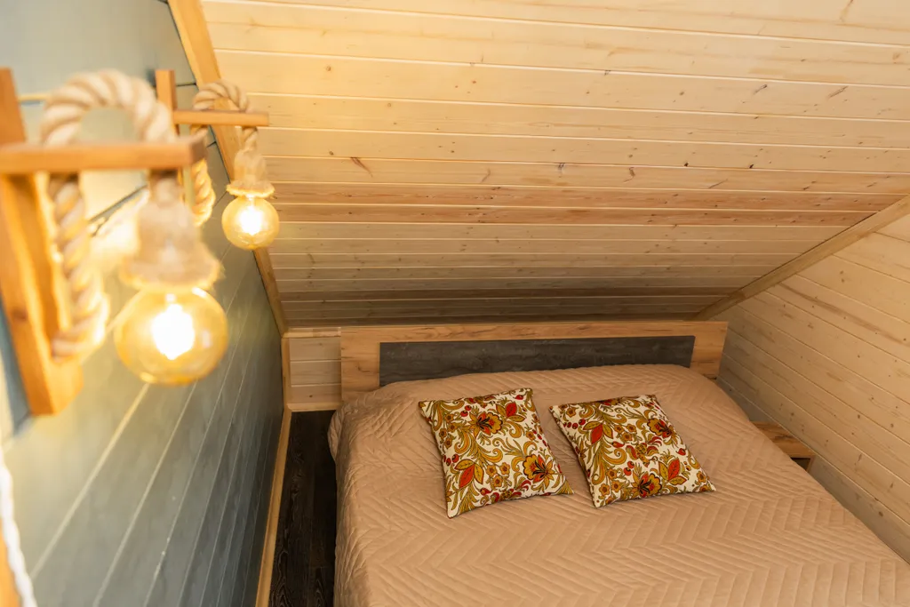 Коттедж Домик на берегу озера с чаном и рыбалкой — Голыгино