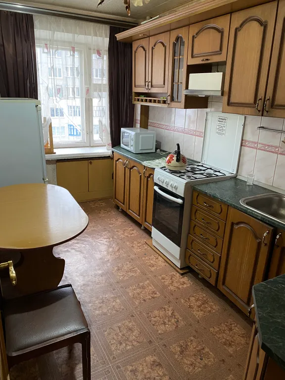 Большая квартира в районе железной дороги