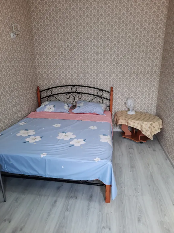 Сдается второй этаж в двухэтажном доме с большой мансардой