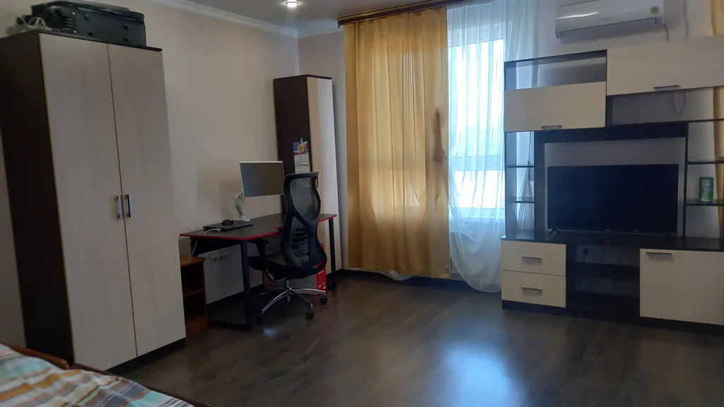 Светлая студия для двоих