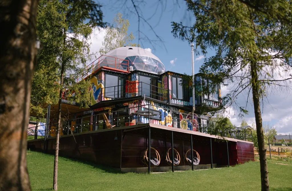 Коттедж Дом из металлических морских контейнеров — аренда посуточно в Дмитров