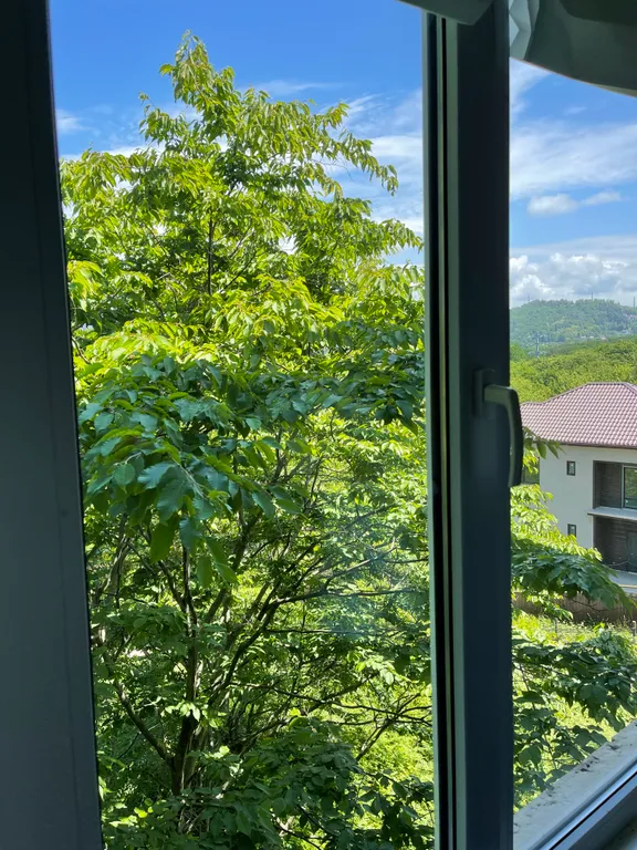 Уютный дом с баней, чаном и видом на горы