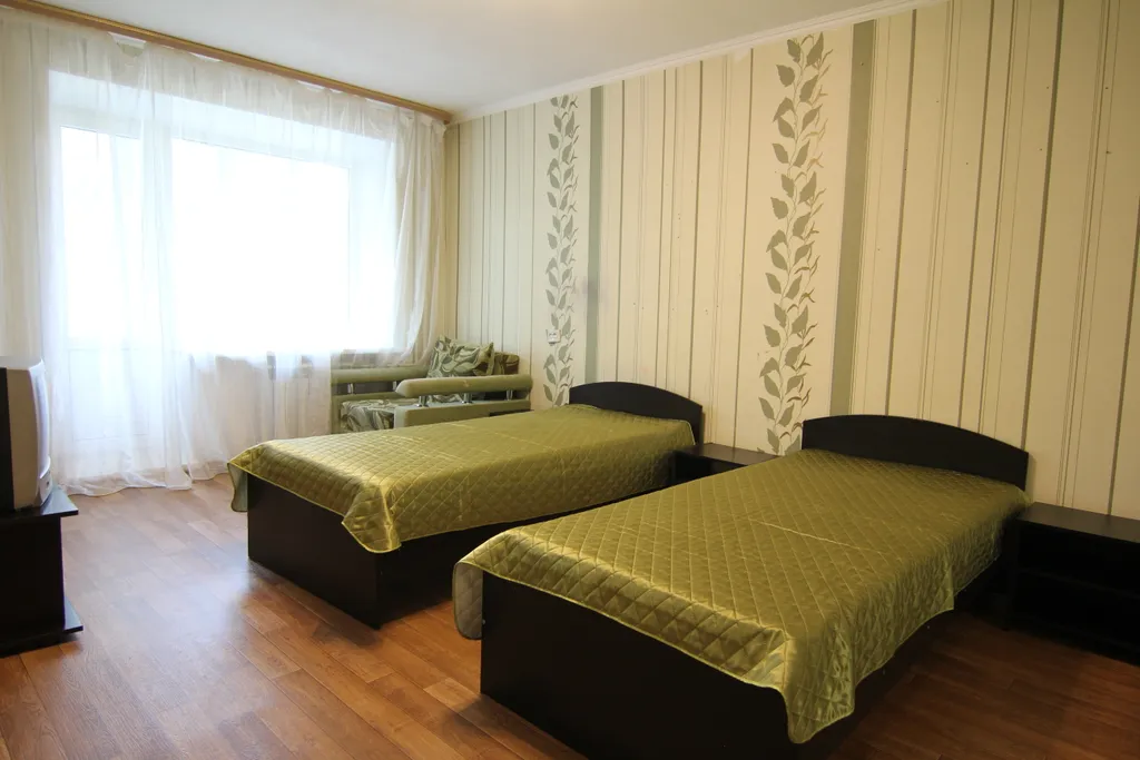 Двухкомнатная квартира полулюкс рядом с центром