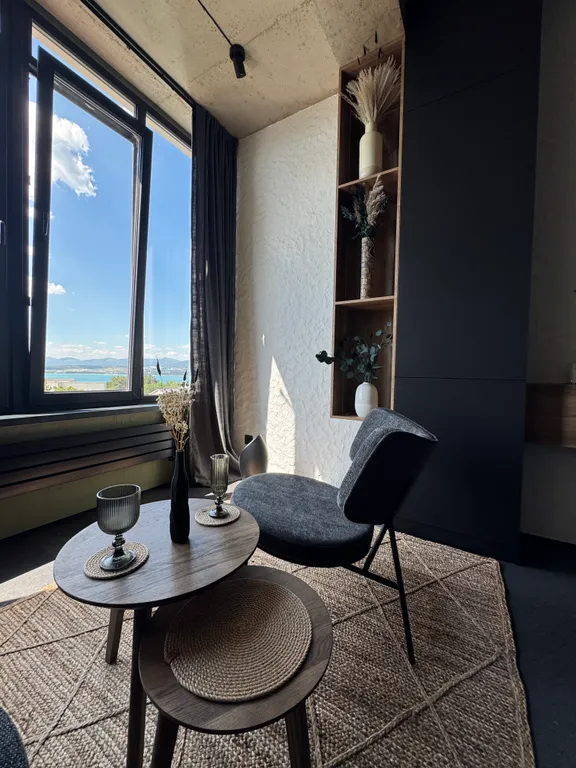 Квартира Большая 1к квартира в стиле эко-лофт, с панорамным видом на море — Геленджик