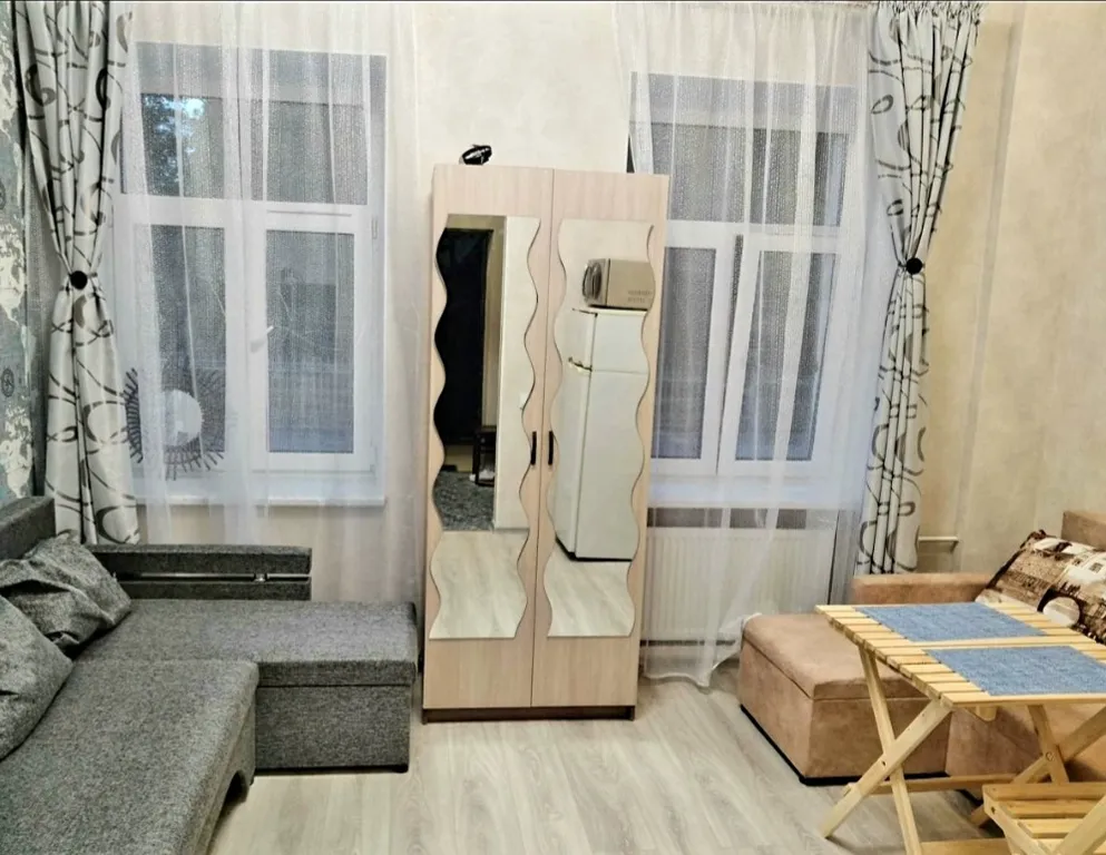 Квартира Квартира Уютная новая студия в старинной историчес части города у кмз до 4 чел. — Кронштадт