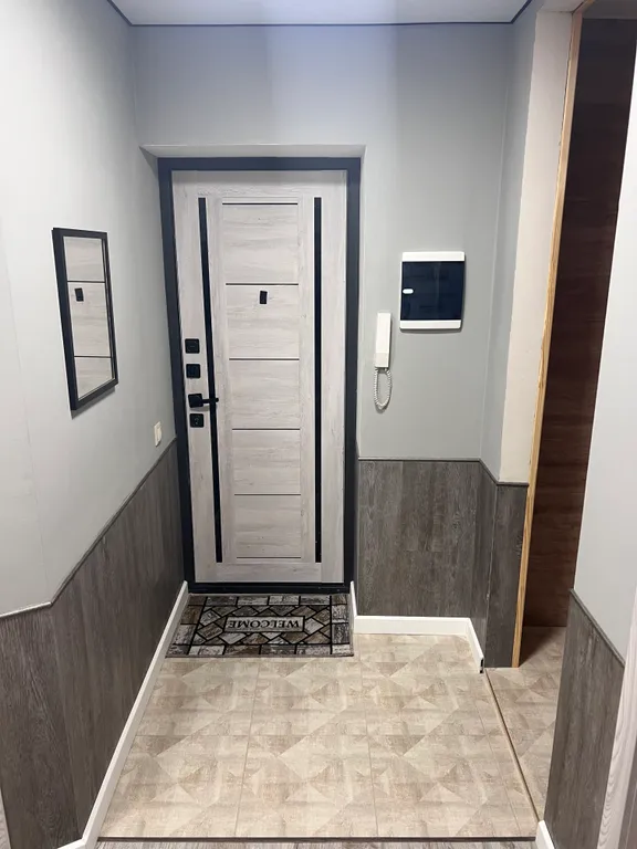 Трехкомнатная квартира в центре Кудепсты