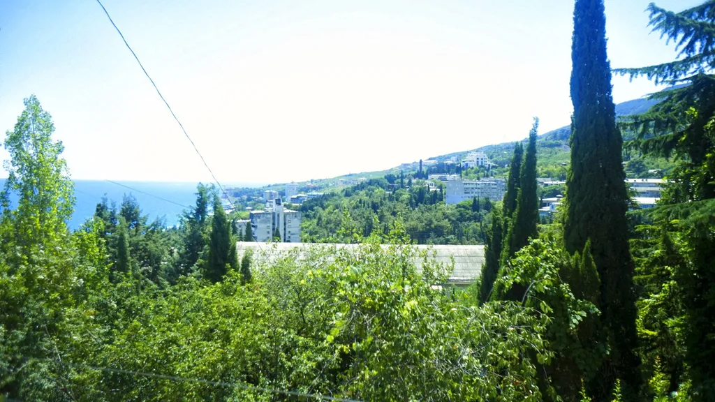 Квартира с видом на море в центре Гурзуфа