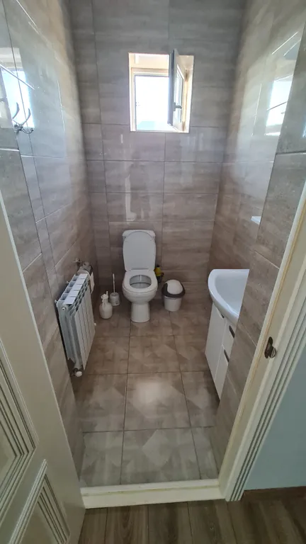 Дом у берега моря