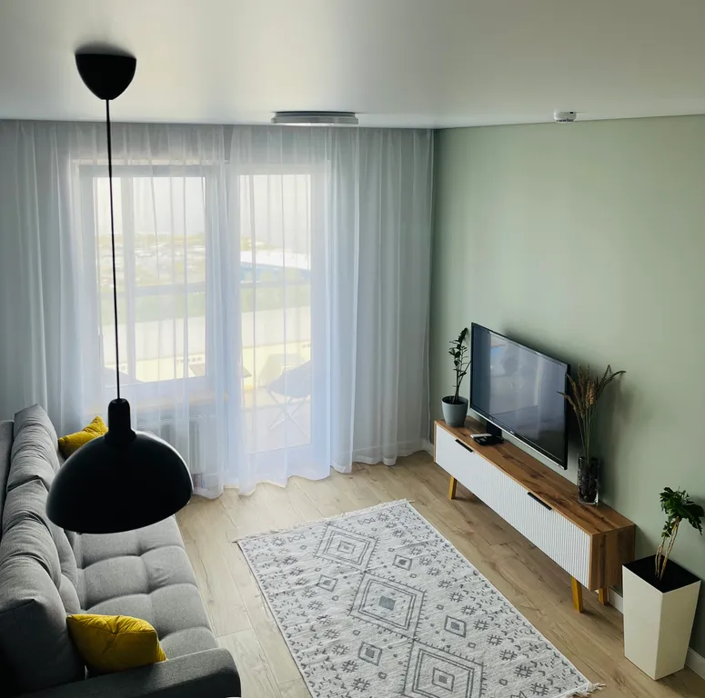 Уютная двухкомнатная квартира с видом на Онежское озеро