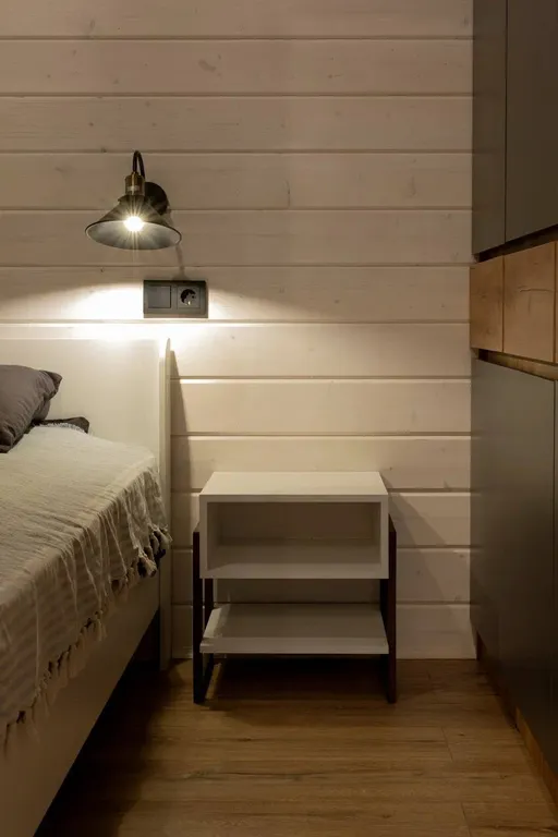 Домик в лесу с камином и баней