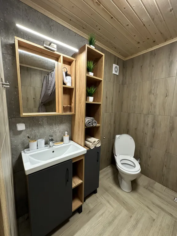 Дом с банным чаном и печью-лежанкой в горах