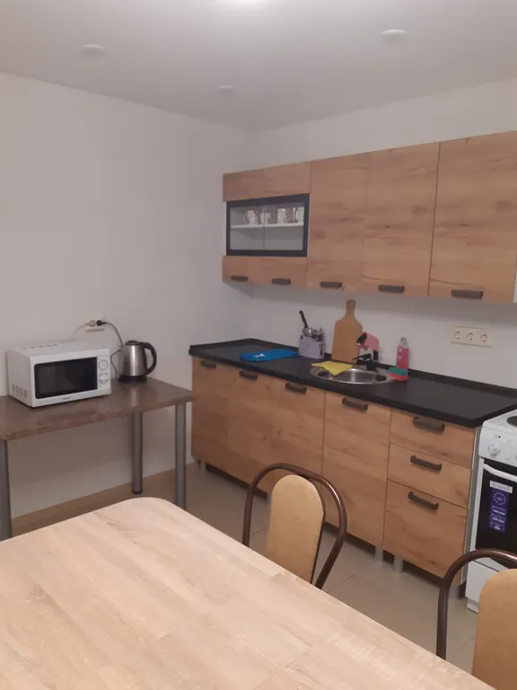 Просторная с большой кухней 2-я квартира