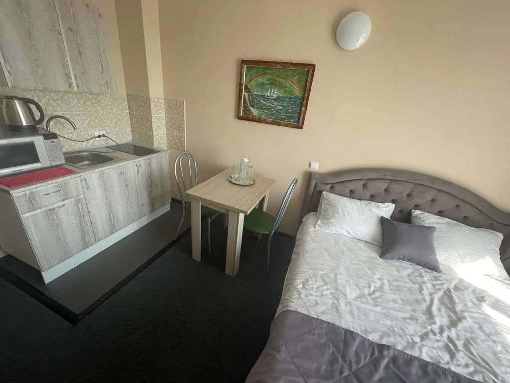 Уютный комфортабельный апартамент с балконо в 3 минутах пешком до моря