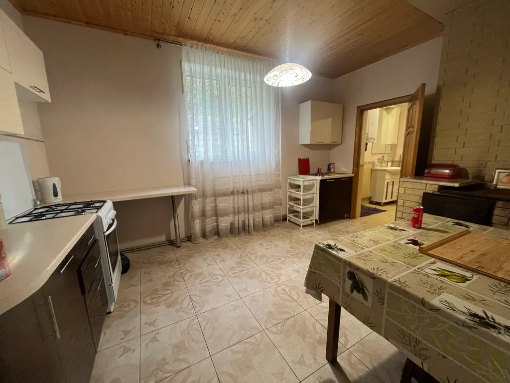 Домик у реки