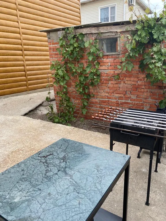 Комната на берегу моря