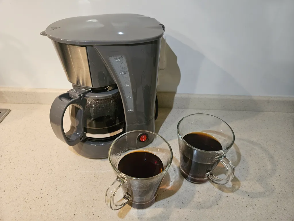 Апартаменты комфорт+ с 2 спальнями, балконом и с видом на горы и ярмарку