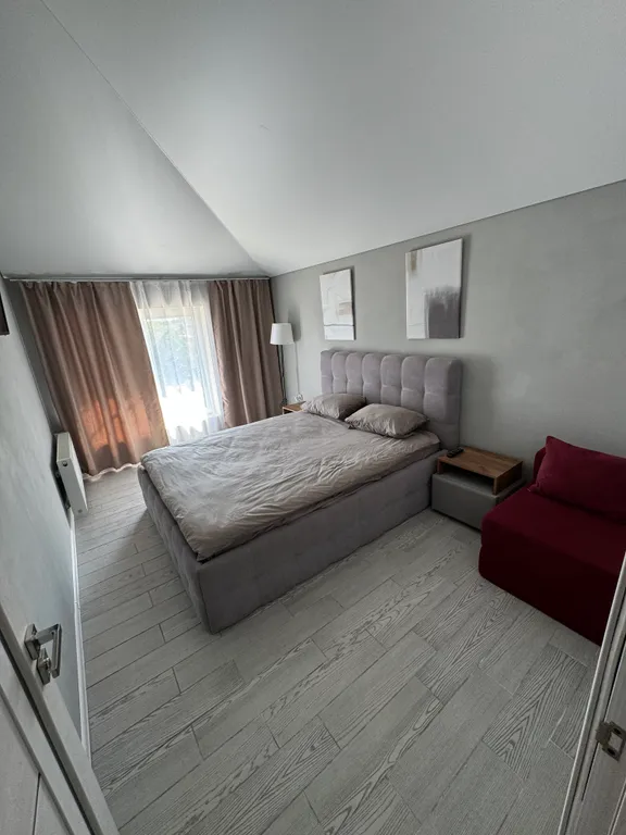 Дом с баней, бассейном и мангалом