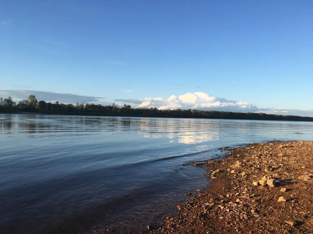 Домик на берегу Оки в сельской усадьбе Варежка