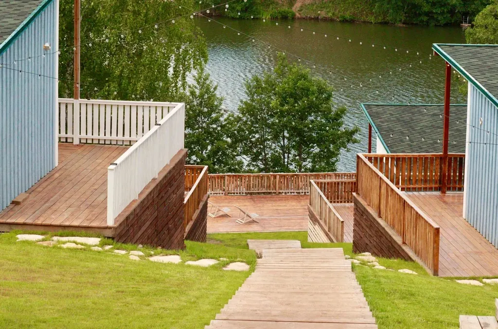 Коттедж Уютный гостевой дом с террасой на берегу озера — Кашира