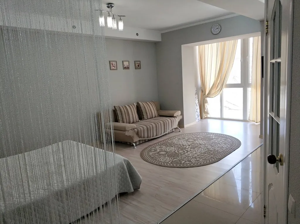 Квартира Просторная студия в парковой зоне в самом центре — аренда посуточно в Симферополь