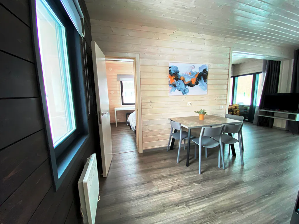 Коттедж Новый уютный дом с кондиционером на опушке леса в 20 минутах от города — Санкт-Петербург