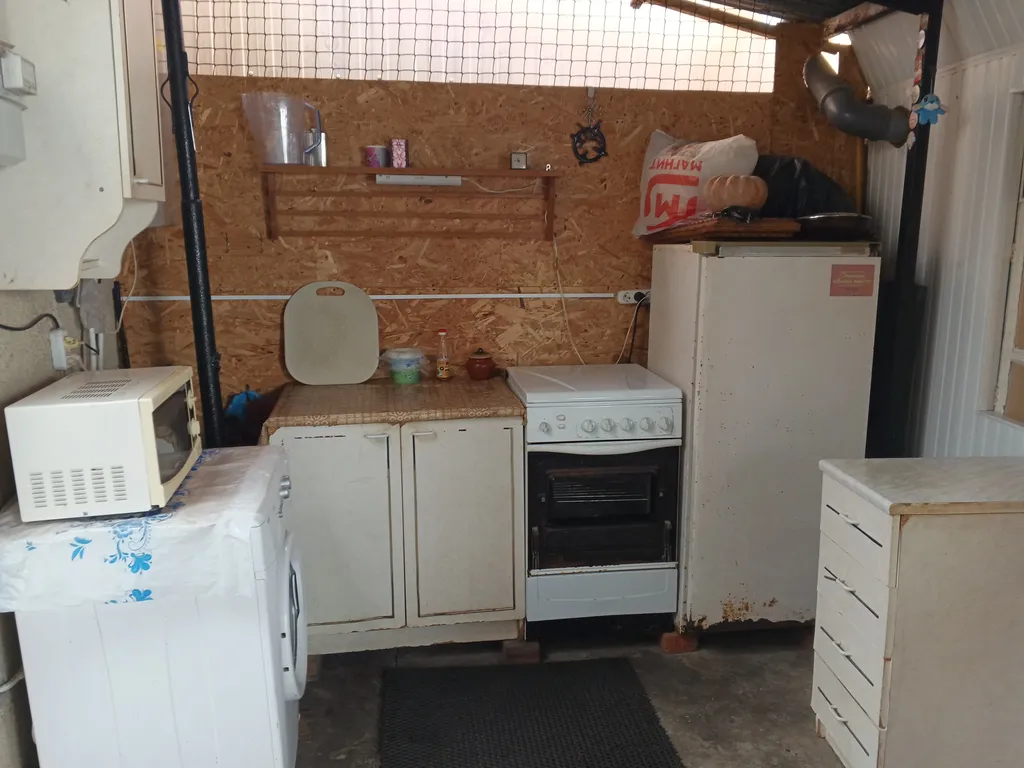 Коттедж Уютный домик через дорогу от моря — Сочи