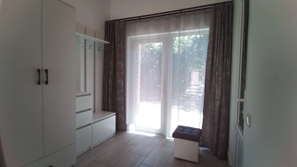 Четырёхместный аппартамент в соснах у моря