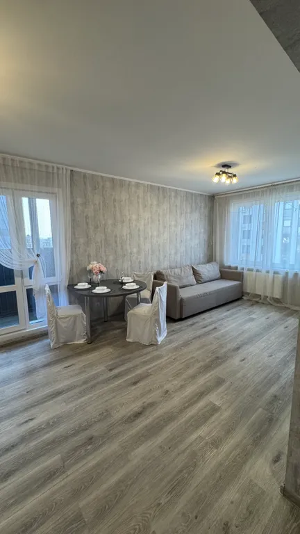 Новая евродвушка с закрытой территорией и двором-парком