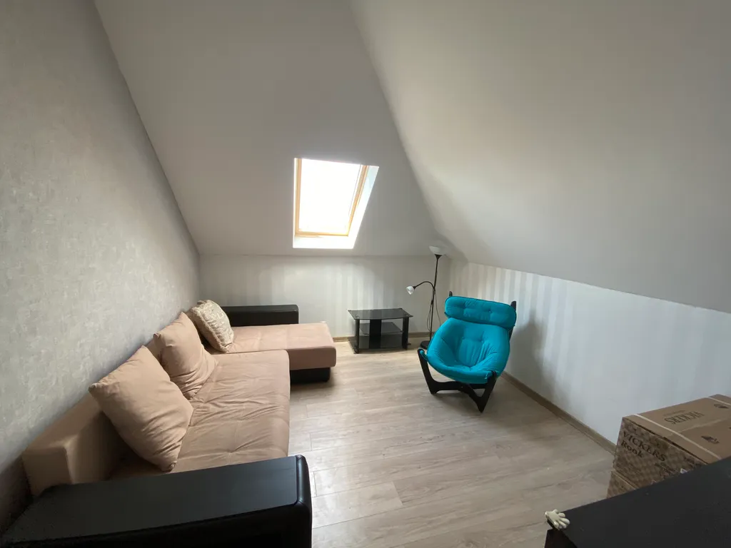 Огромный дом у парка Галицкого