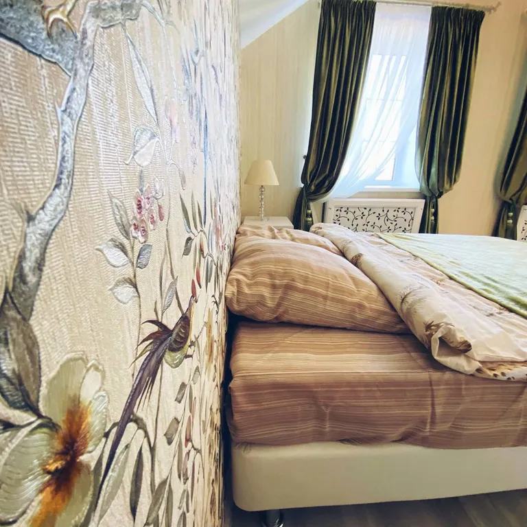 Уютный светлый дом в окружении природы