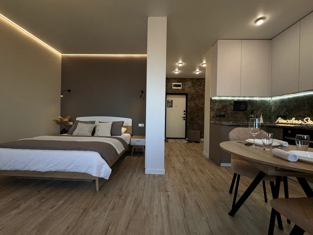 Роскошная квартира у ТРЦ Аура в новом доме