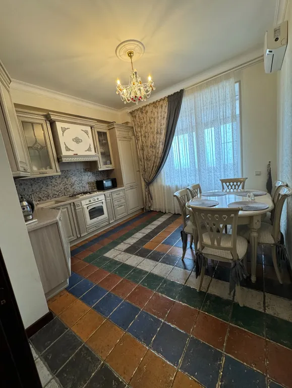 Квартира у моря первая, береговая линия с видом на море