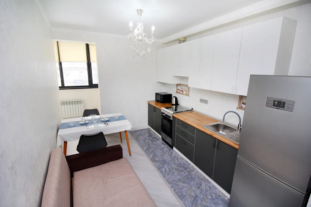 Квартира ЖК «Elif Towers» вид из окна горы, центр Арбат & питьевая вода подарок — Алматы