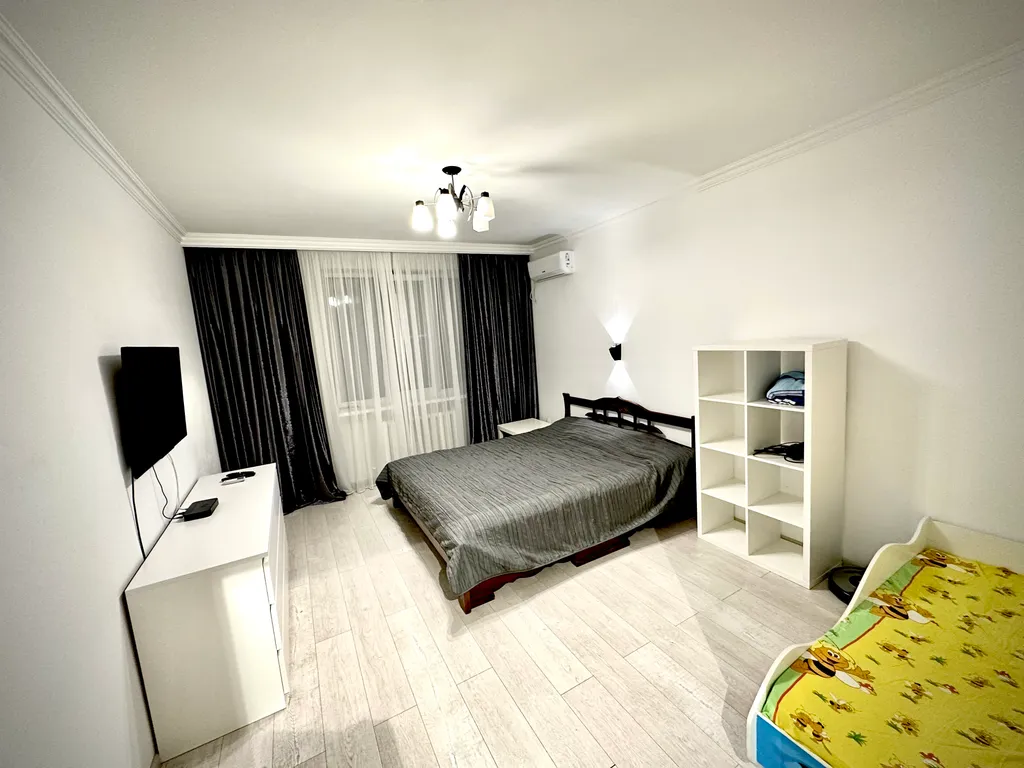 Квартира 4-комнатная Квартира — Анапа