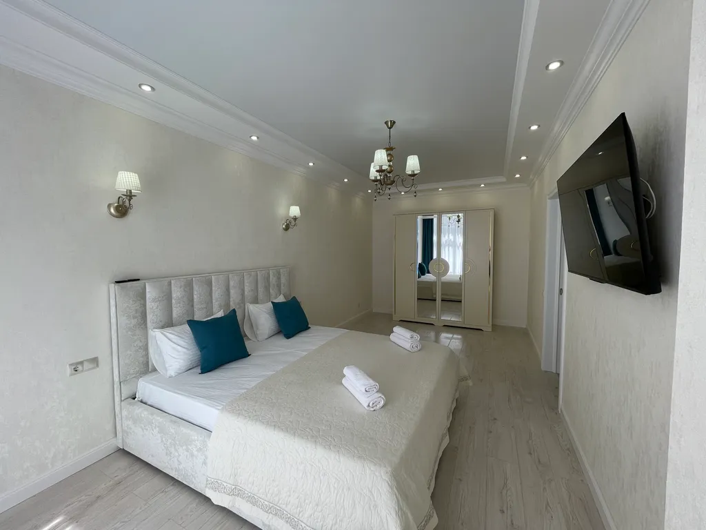 Апартаменты в новом доме в центре города, люкс