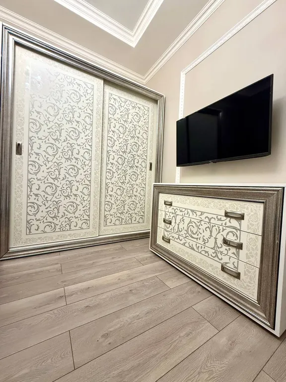 Двухкомнатная на Гостином дворе